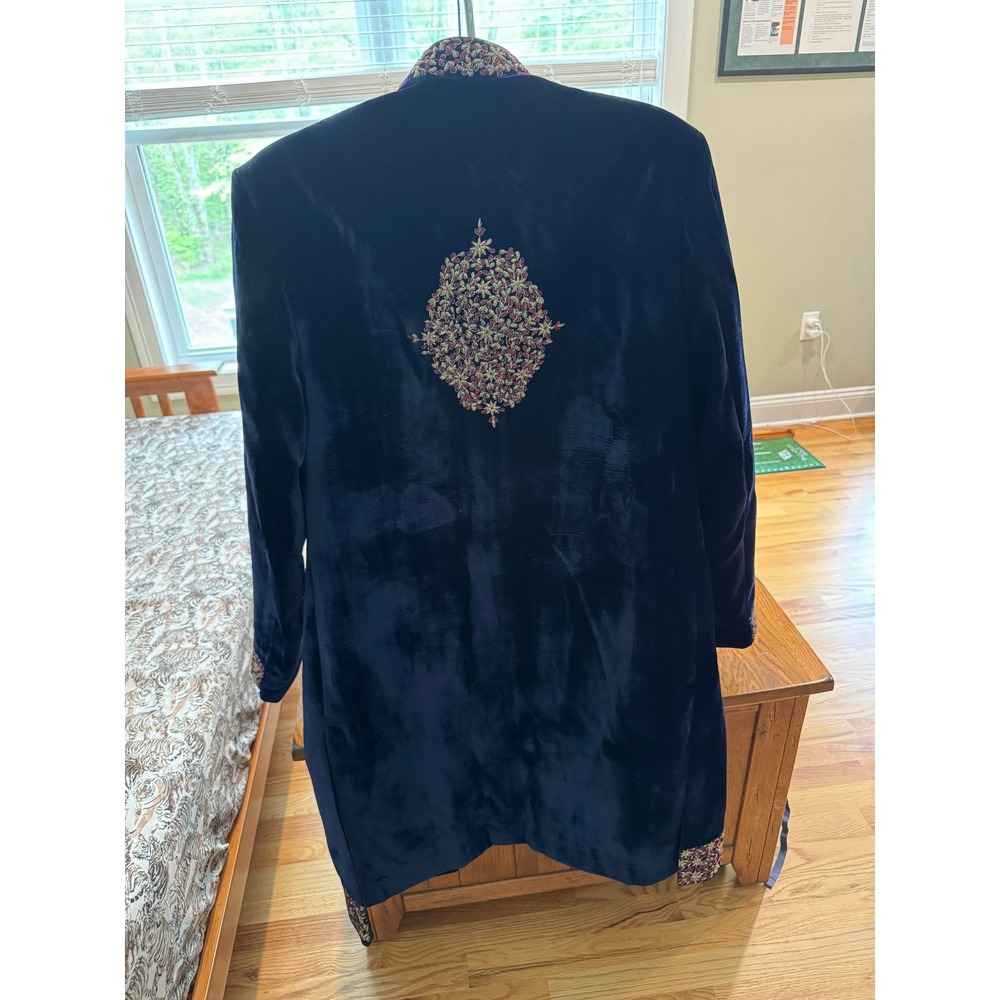 Men's Royal Navy Blue Velvet Sherwani / Indo-Western Achkan Wedding Groomwear - Picture 3 of 7